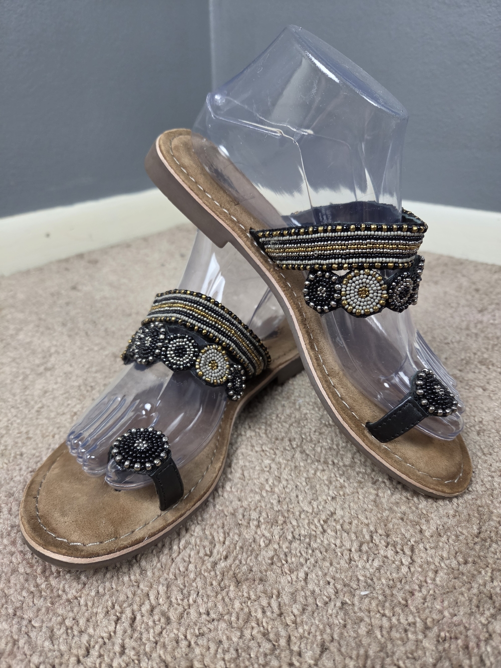 Beaded Black and Gold Women's Toe-Loop Sandals - Picture 3 of 5